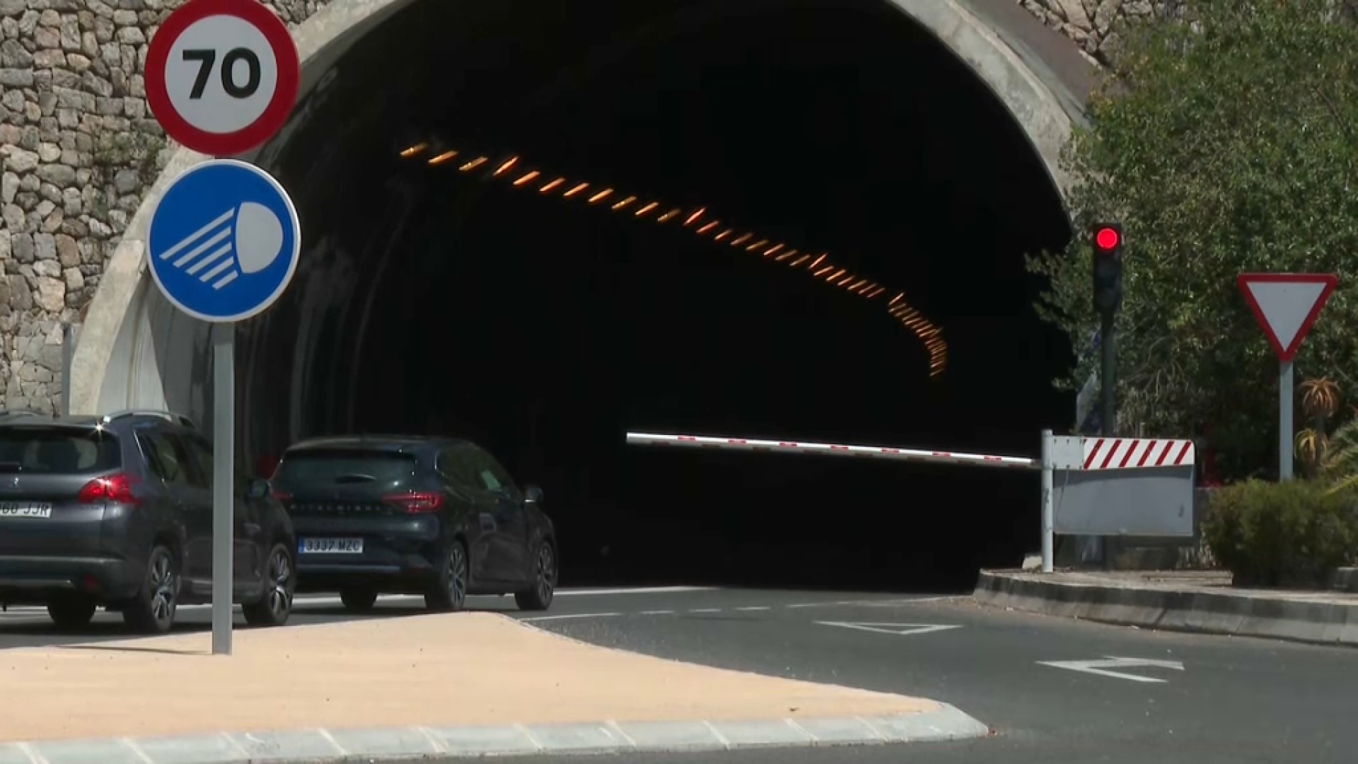 Sóller, ple de turistes pel mal temps