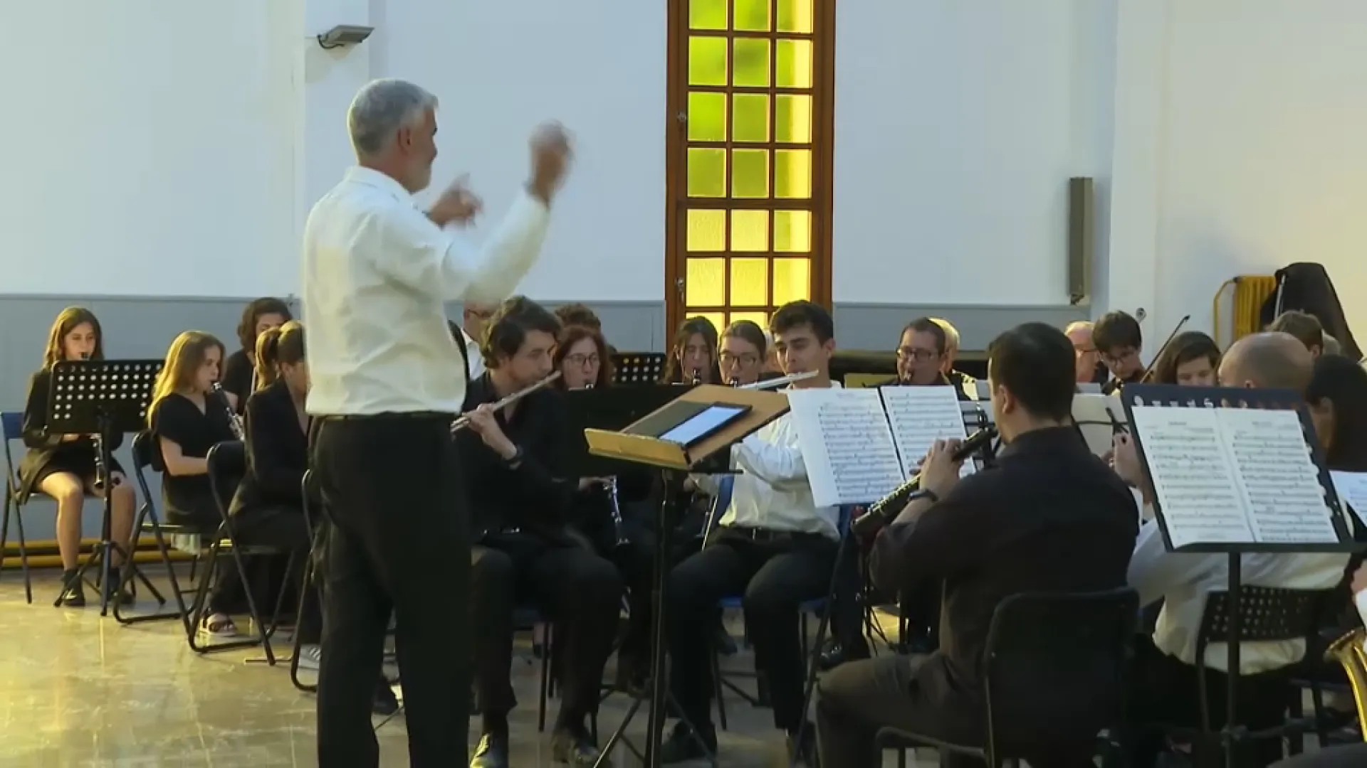 Un recital de quatre bandes de música alegra l’horabaixa als residents de la Llar d’Ancians del Consell de Mallorca