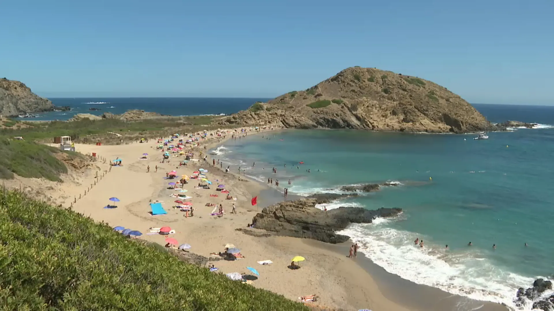 33 platges de Menorca podrien desaparèixer a final de segle segons un estudi de Greenpeace