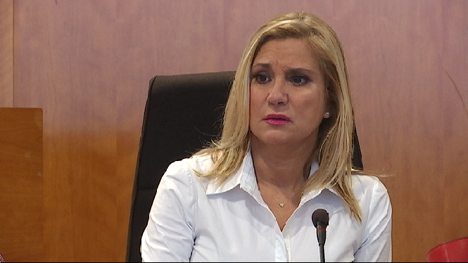 El Parlament aprova per unanimitat demanar a l’Oficina Anticorrupció que investigui el presumpte ús fraudulent de fons públics de Díaz