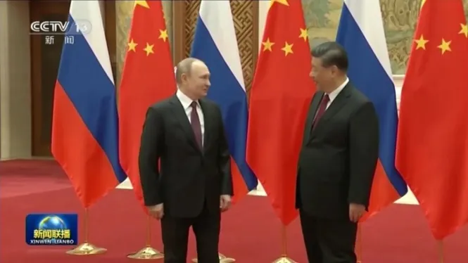 Rússia i la Xina tanquen files davant Occident
