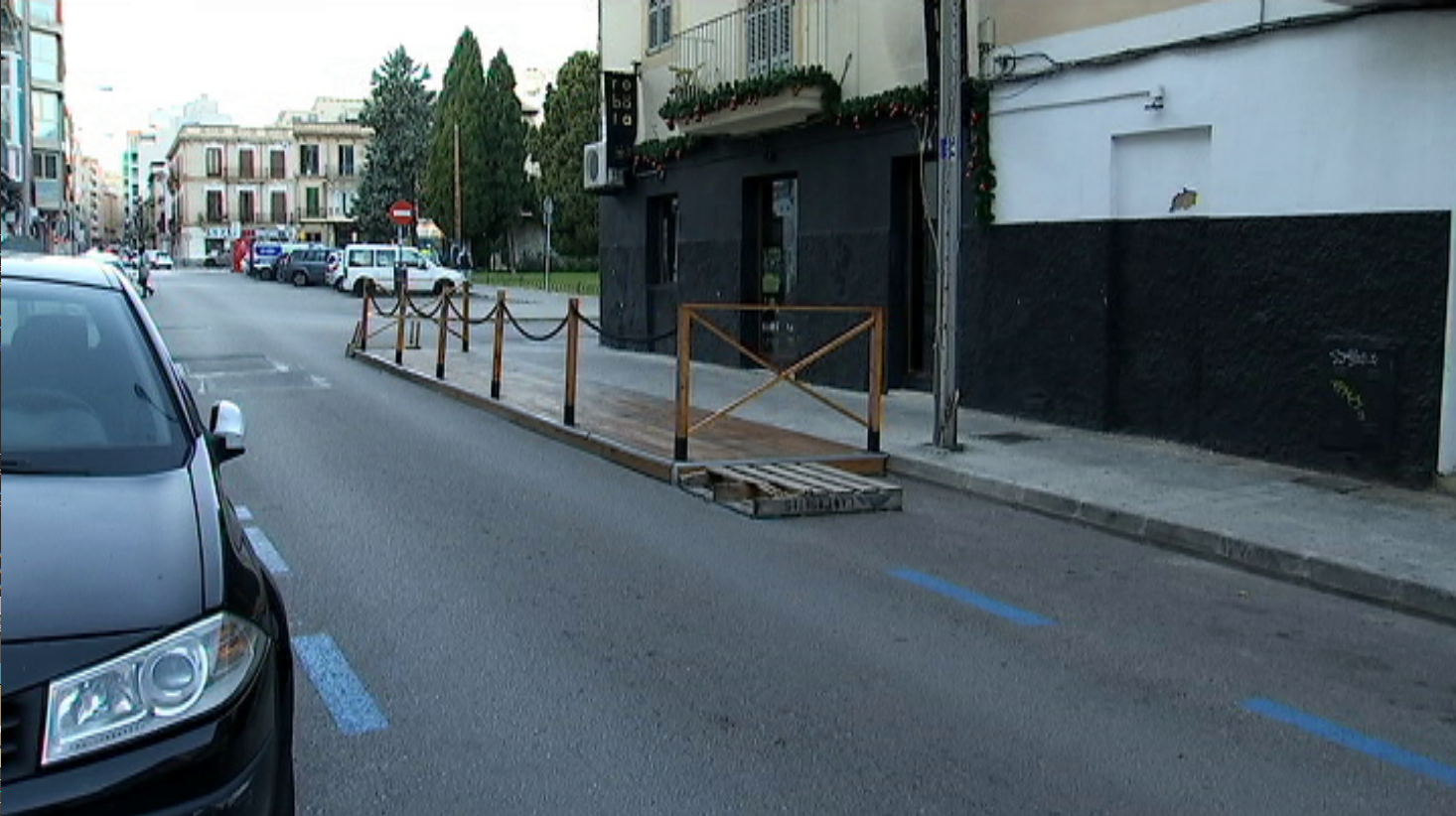 Els bars de Palma tenen tres dies per retirar terrasses de places d’aparcament