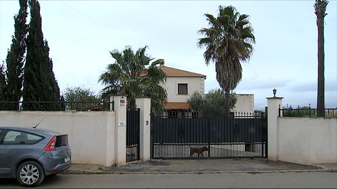 Els detinguts per la presumpta construcció il·legal de tres xalets a Palma haurien comès frau elèctric