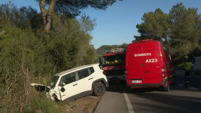 El vicari general de Menorca i un diaca en estat greu a l’UCI per l’accident múltiple a la carretera general