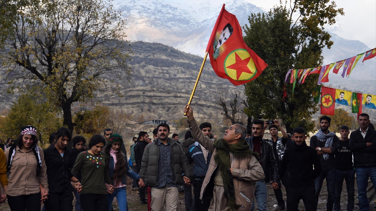La guerrilla kurda del PKK anuncia la seva dissolució i la fi de la lluita armada després de quaranta anys