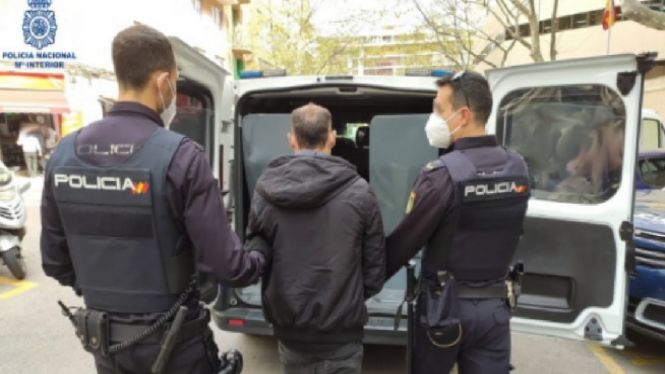 La Policia Nacional deté un home per realitzar 9 robatoris amb força