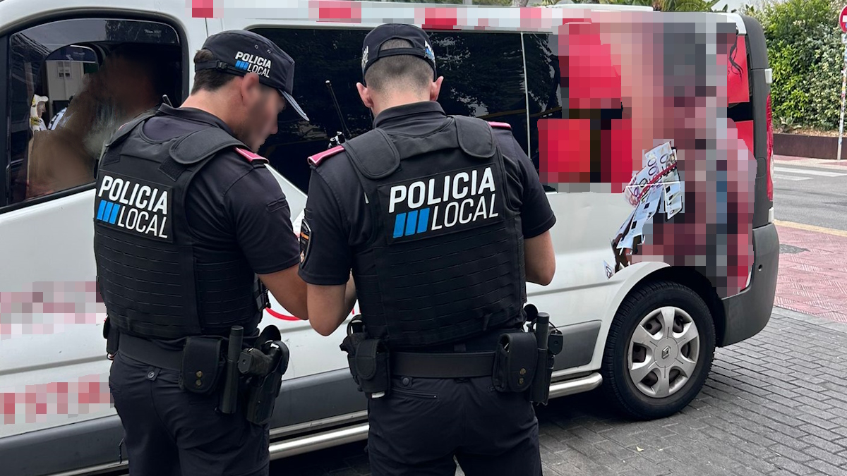 Denuncien una empresa per publicitat sexista en una furgoneta