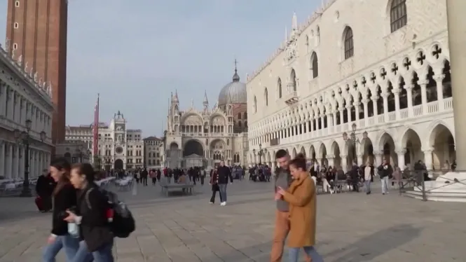 Venècia pretén reduir a 25 les persones en grup amb guies turístics pel centre històric