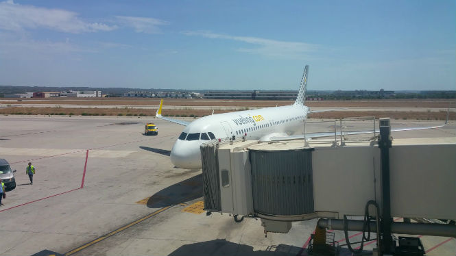 Una falsa amenaça de bomba en un avio Paris-Eivissa obliga aterrar al Prat