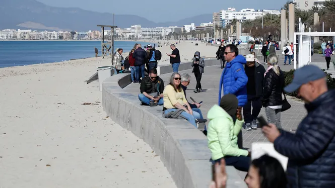 Balears rep un 720,4%25 més de turistes que l’any passat, però encara s’allunya de les dades de 2019