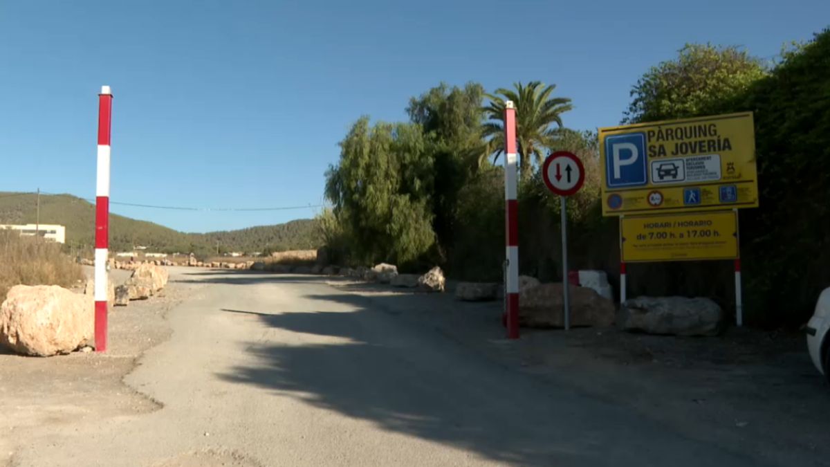 Limiten l’accés a l’aparcament de l’escola de sa Joveria per evitar que s’hi instal·lin caravanes