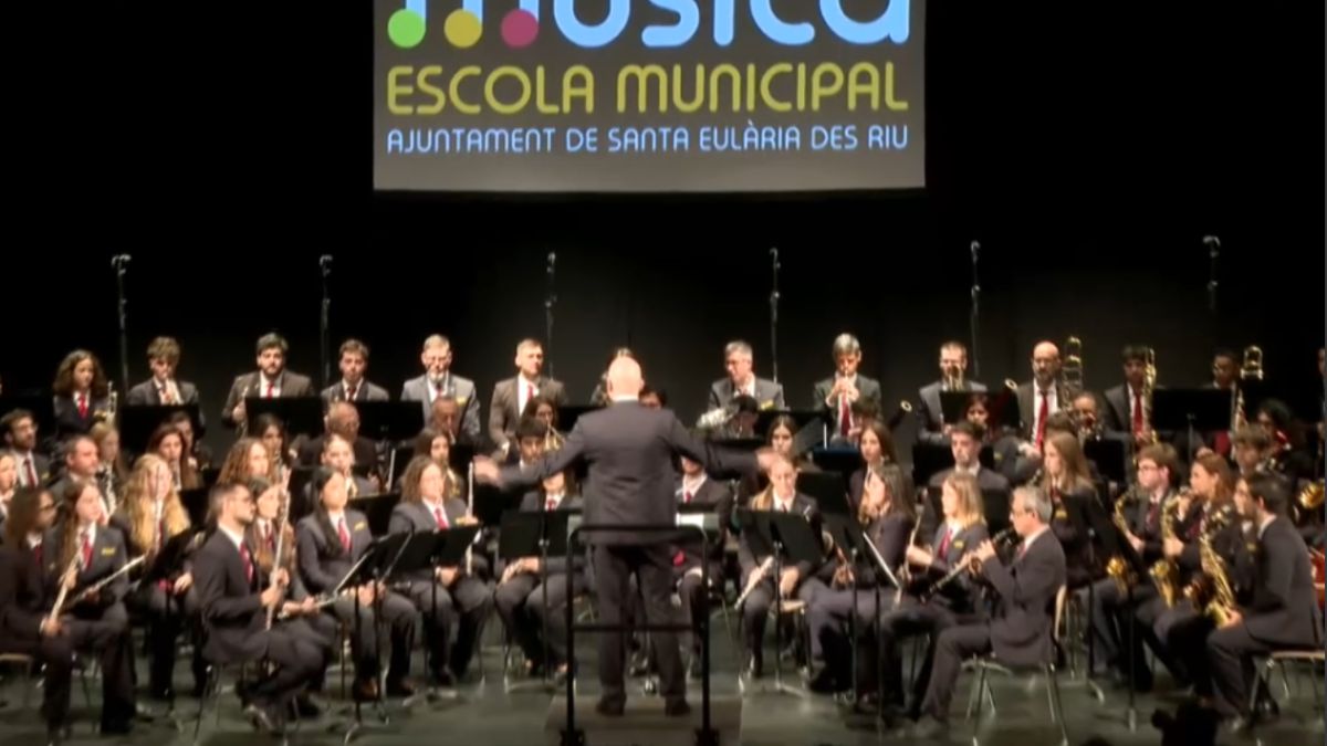 L’Escola municipal de música de Santa Eulària celebra el seu 25 aniversari