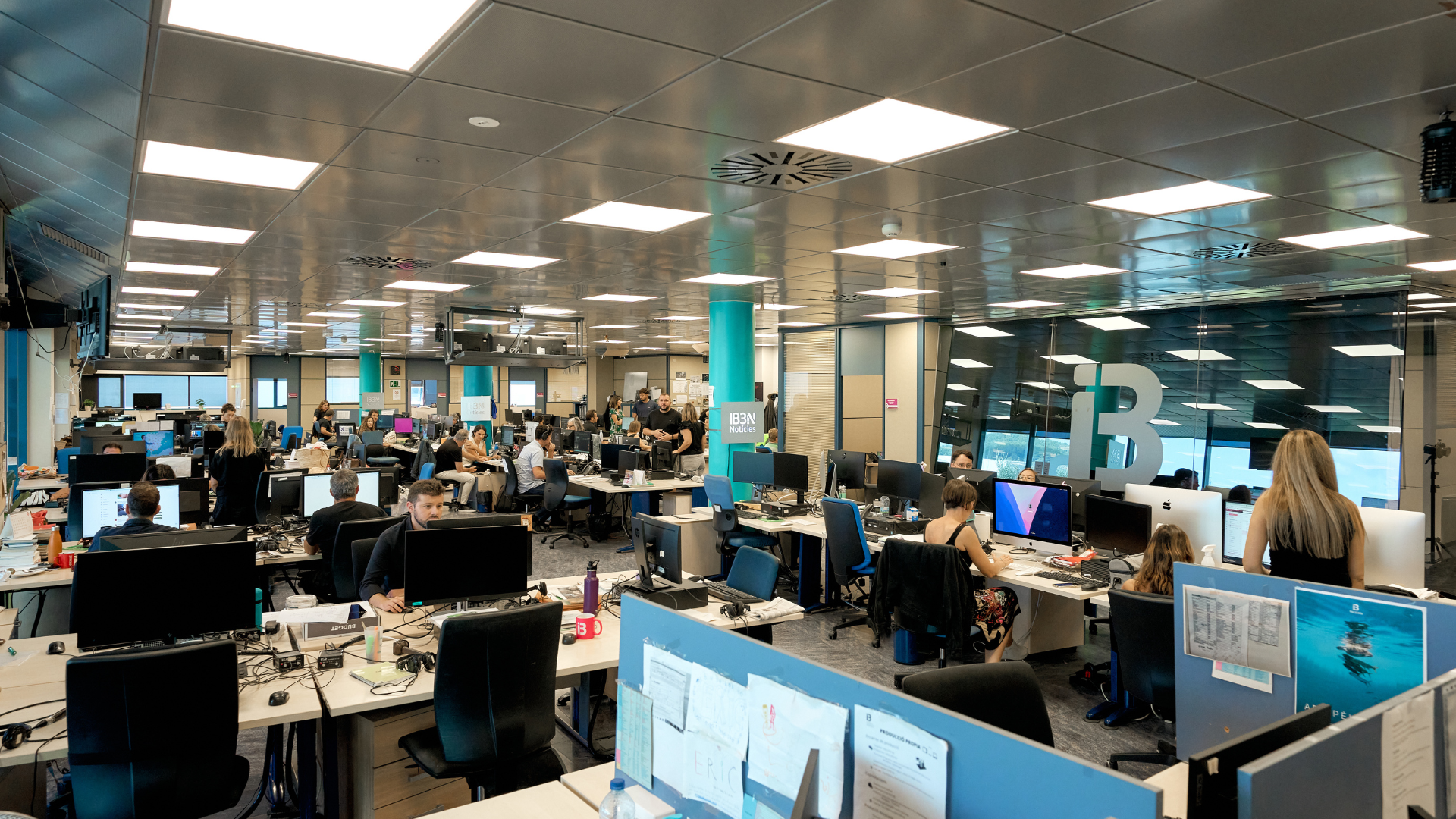 IB3 obre les portes al públic per celebrar el Dia Mundial de la Televisió