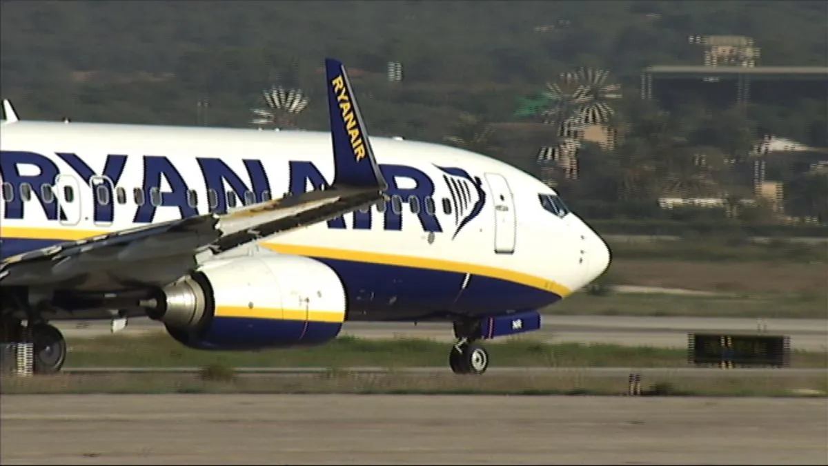 Ryanair acaba amb el ‘monopoli’ de Vueling entre Menorca i Barcelona a l’hivern