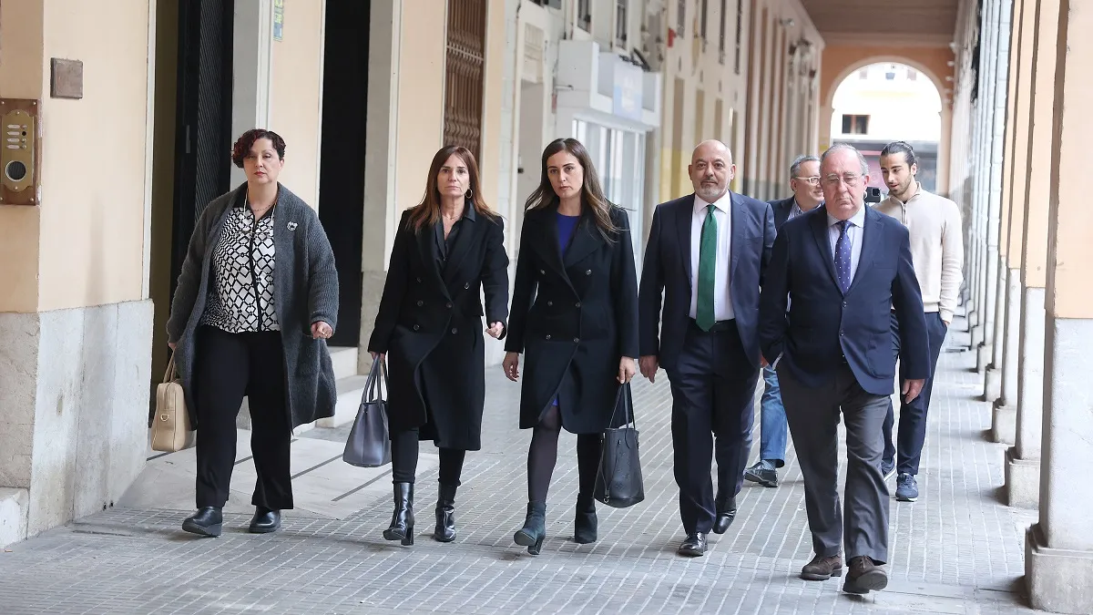 Idoia Ribas rebaixa el to i interpel·la a la cúpula d’Abascal per trobar-hi una solució a la crisi