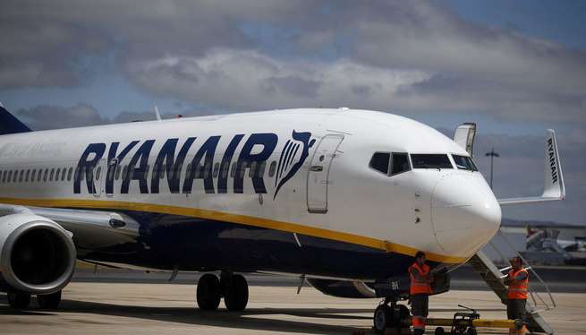 Ryanair preveu reduir vols hivernals i la seva flota si continuen les vagues
