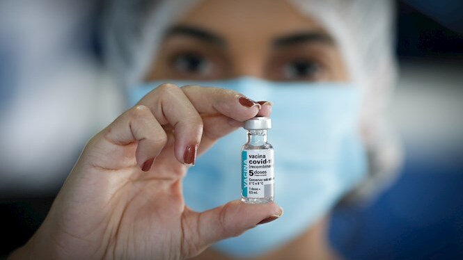 La carrera de les Illes Balears per arribar al 70%25 de la població vacunada l’agost