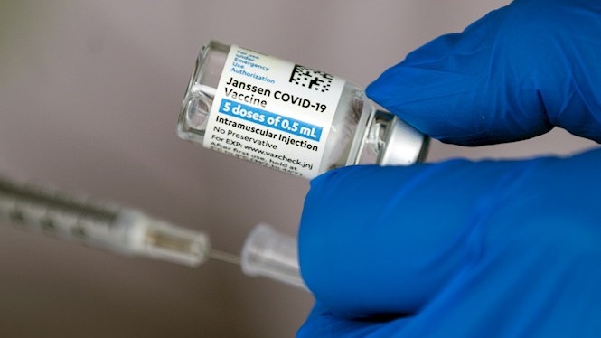 Janssen retarda la distribució de la seva vacuna a Europa després de la paralització als EUA