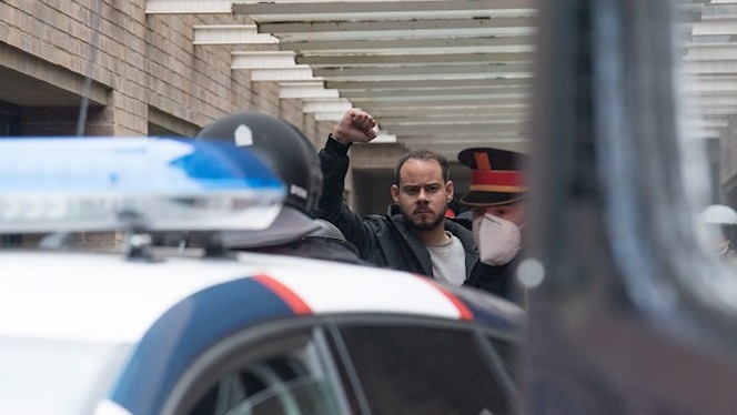 El raper Pablo Hasel ingressa a presó després de ser detingut pels Mossos a la Universitat de Lleida