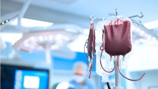 La falta de sang arriba als hospitals: “Si no ens arriben reserves, haurem de deixar d’operar”