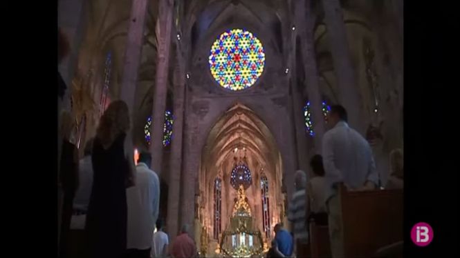 El Bisbat de Mallorca suspèn totes les misses i demana als fidels que “intensifiquin” la pregària