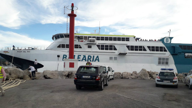 El vaixell Pinar del Río reprèn la connexió entre Dénia i Sant Antoni