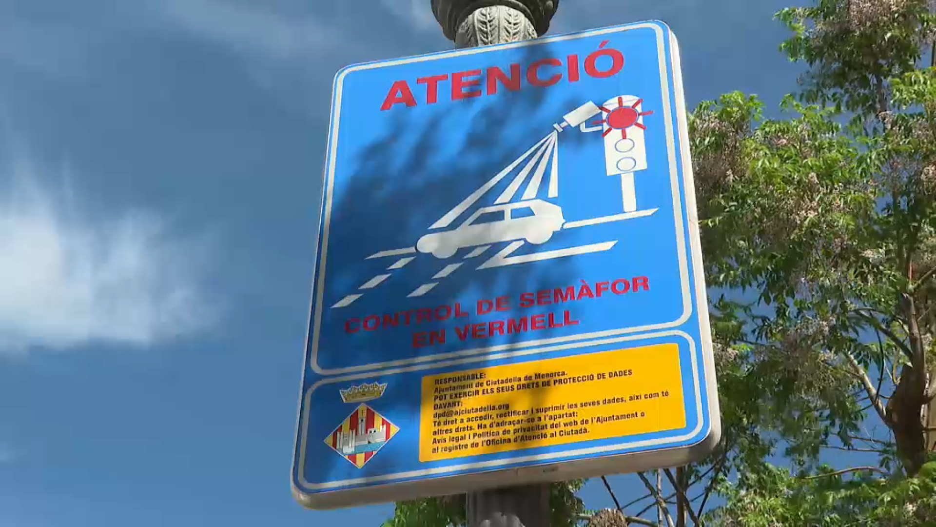 Ciutadella restableix el sistema de foto en vermell a ses Palmeres després d’un any aturat per la millora del programari