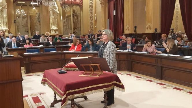 Asunción Pons es converteix en nova diputada del Parlament en substitució d’Antoni Camps