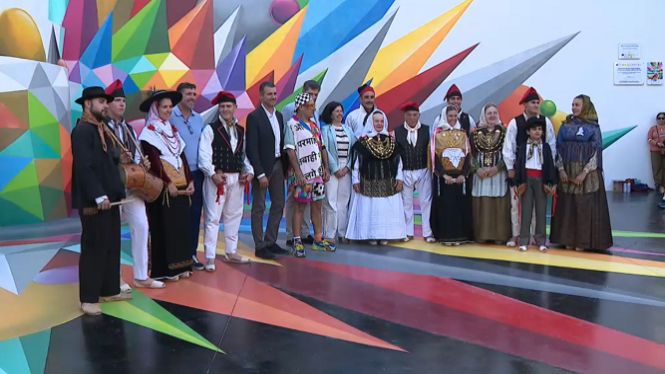 Sant Antoni inaugura l’obra d’Okuda, símbol de la reconversió turística del municipi