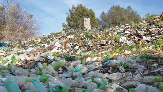 Greenpeace denuncia un abocador il·legal a Felanitx amb milers d’envasos d’Ecoembes