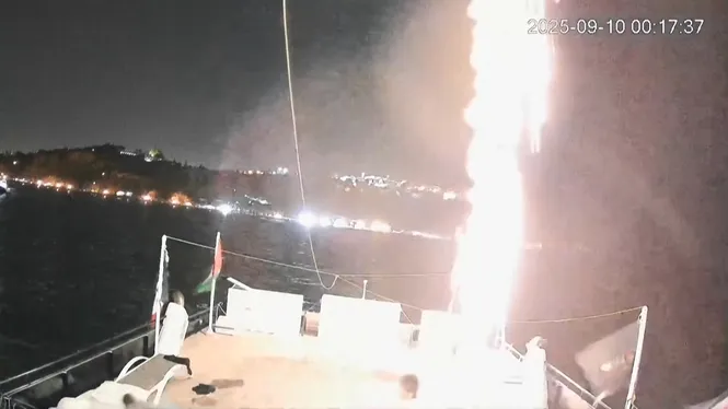 Un menorquí a la Flotilla Global Sumud contradiu Alvares i afirma que l’atac que van patir fou per un dron
