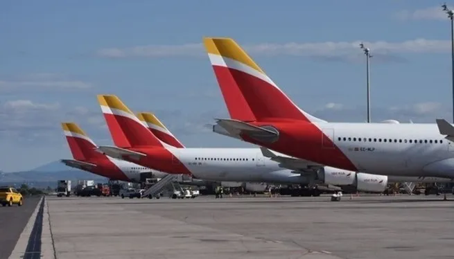 S’interromp el servei de facturació i embarcament d’Iberia a diversos aeroports