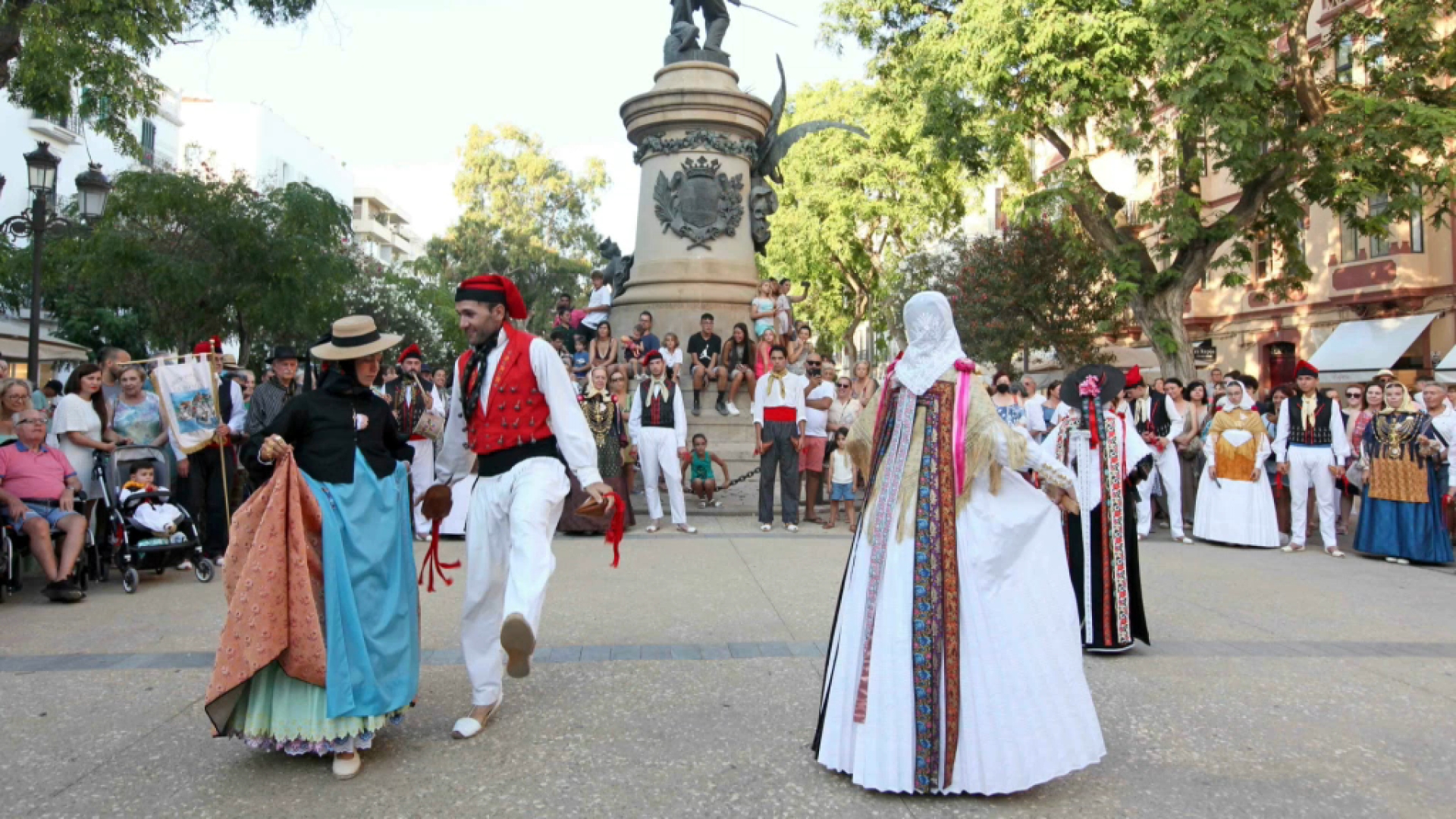 Les+Festes+de+la+Terra+d%E2%80%99Eivissa+arriben+a+IB3+per+primera+vegada+amb+l%E2%80%99emissi%C3%B3+dels+focs+artificials+en+directe