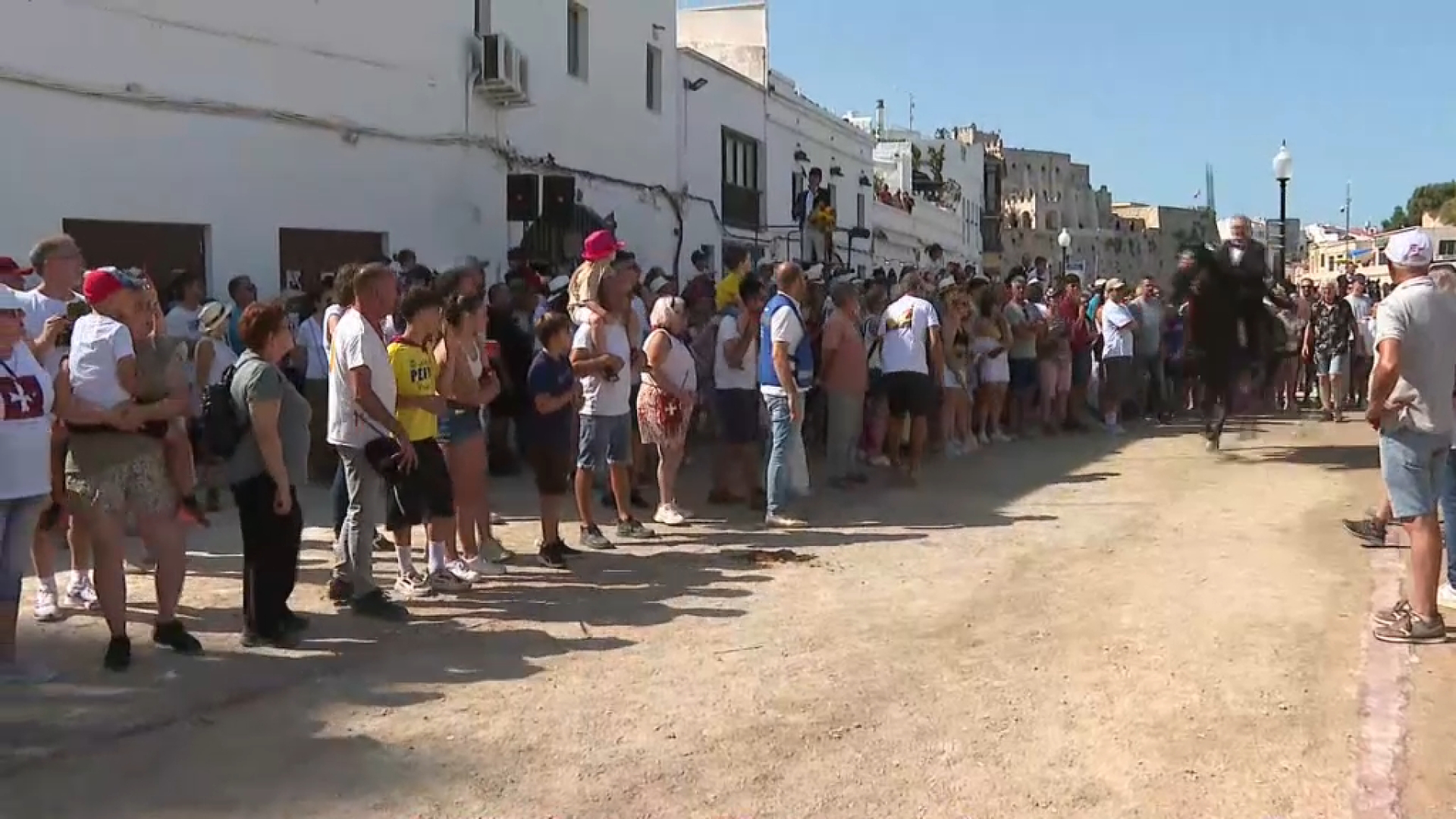 Matí tranquil a Ciutadella després d’una nit intensa