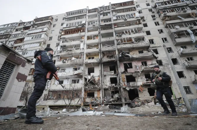 17 morts, entre els quals un nin, i 31 ferits en l’atac amb míssils a Odessa, Ucraïna