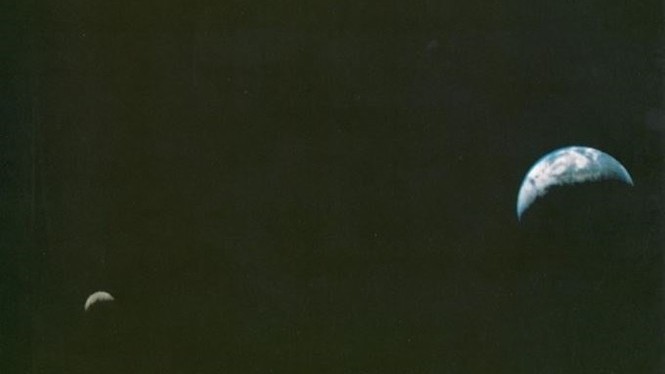 42 anys de la primera imatge de la Terra i la Lluna juntes vistes des de l’espai exterior