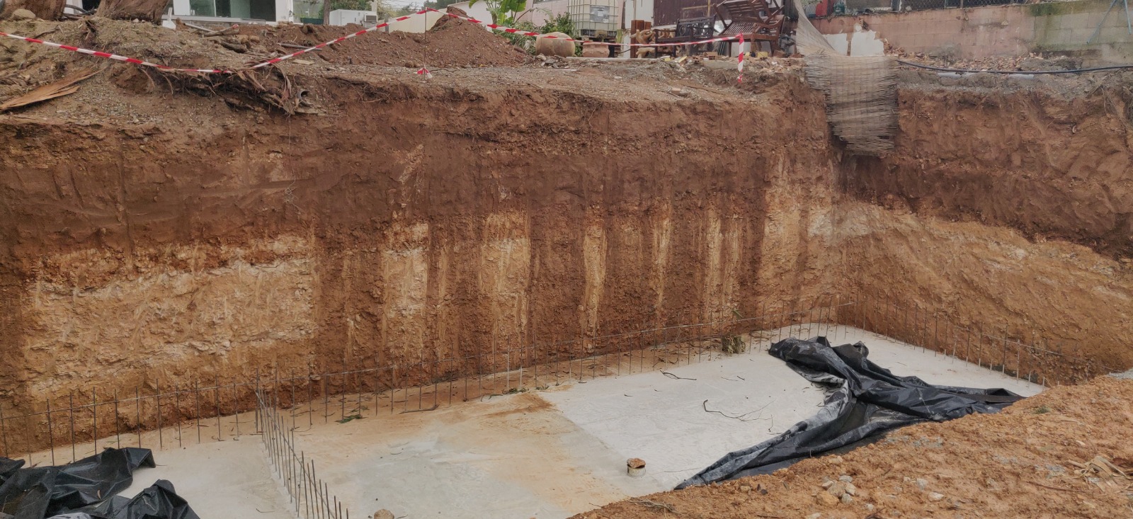 Els treballs de construcció a l’antic local nocturn KM5 d’Eivissa són il·legals