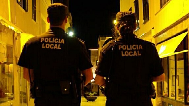 La Policia desallotja una festa amb cinquanta persones a Santa Eulària