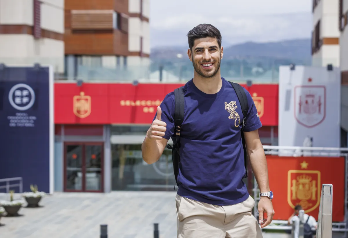 Marco Asensio es concentra en la selecció espanyola un any i mig després