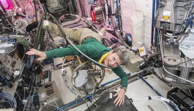 Peggy Whitson, una astronauta de rècords