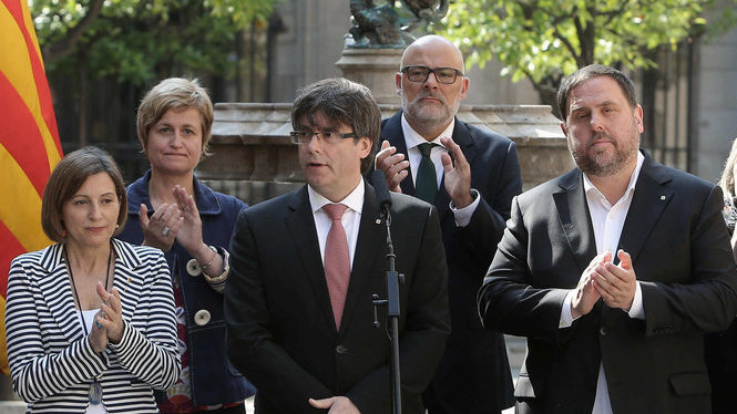 Puigdemont+anuncia+per+l%E2%80%991+d%E2%80%99octubre+un+refer%C3%A8ndum+sobre+la+%E2%80%9Crep%C3%BAblica%E2%80%9D+catalana