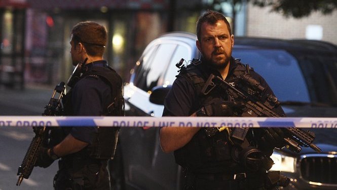 Identificat l’atacant de la mesquita a Londres com Darren Osborne, de 47 anys