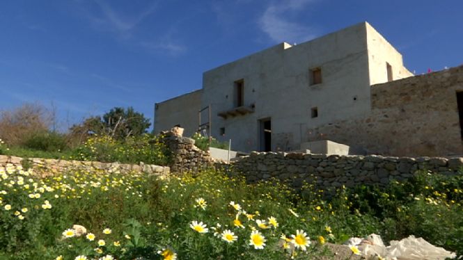 La propietat defensa que l’hotel rural de Cala d’Hort no posarà en perill l’observatori