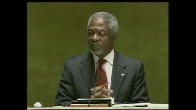 Kofi+Annan+mor+als+80+anys