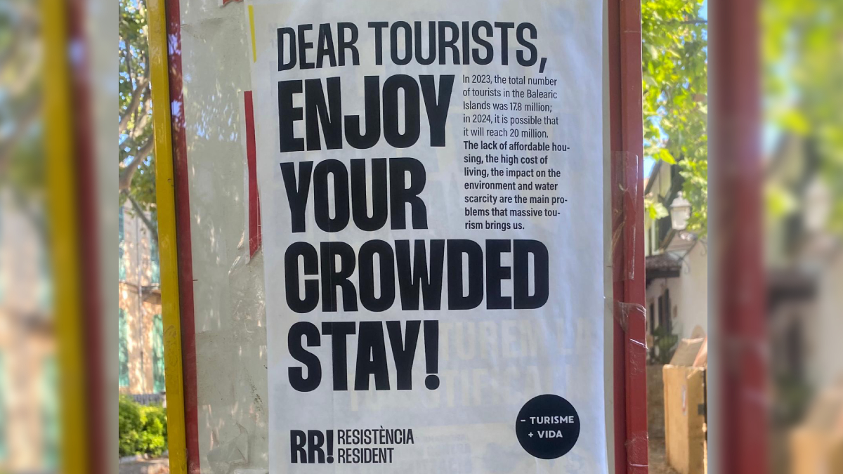 “Estimats turistes, gaudiu de la vostra estada massificada”