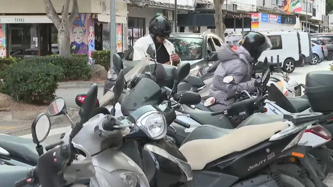 Les motos es quadrupliquen en 27 anys a Eivissa