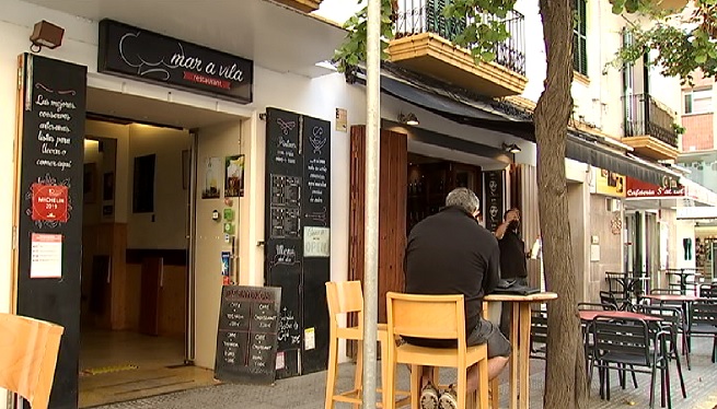 Vila dóna l’opció a bars i restaurants d’ocupar la via pública