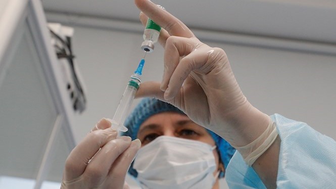 Balears accelera la vacunació a 3.000 dosis diàries: “No ha de quedar cap vacuna a la gelera”