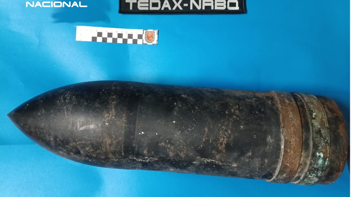 Es troba un canó i un projectil a una casa de Platja de Palma