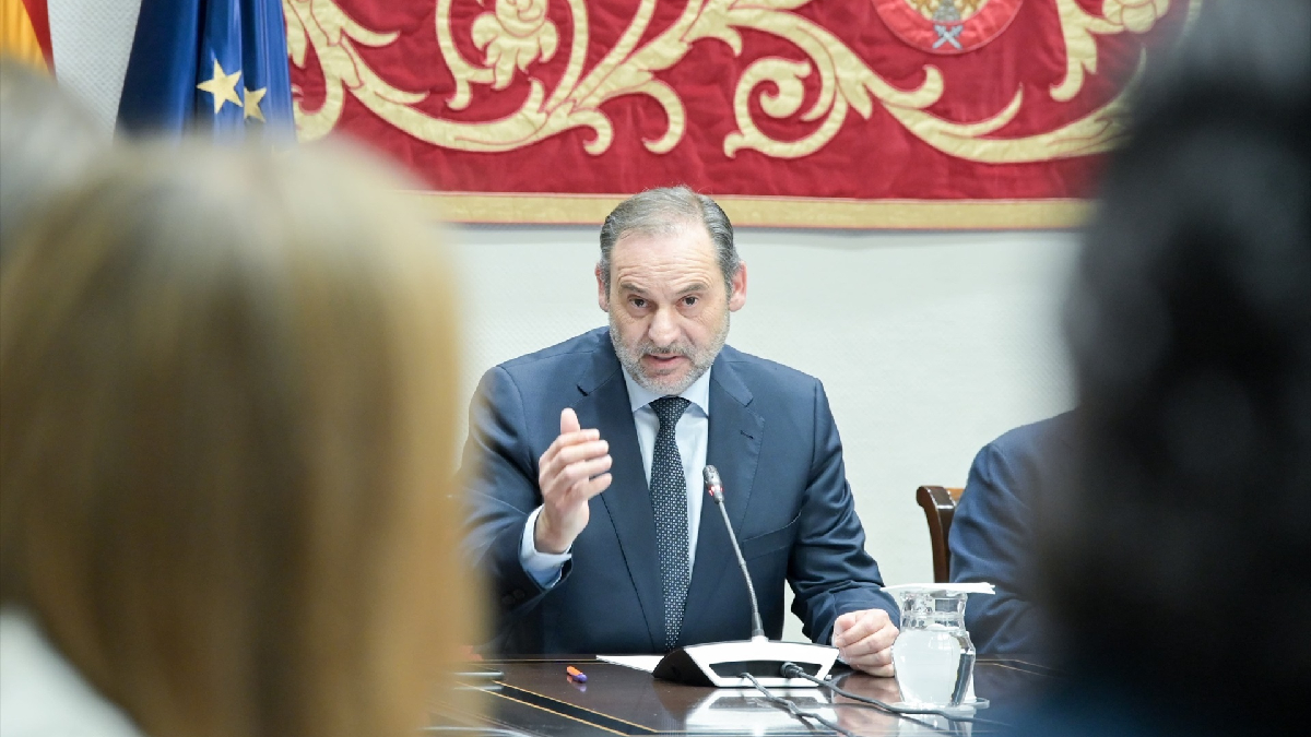 Agents de l’UCO escorcollen la casa d’Ábalos a València